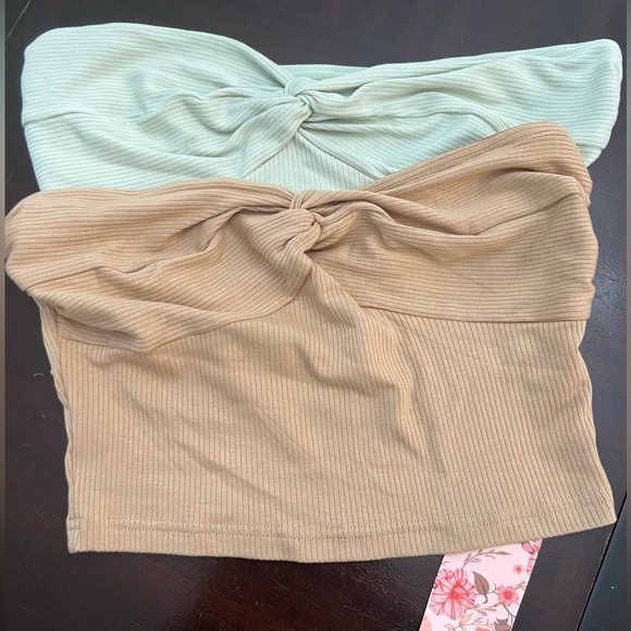 SHEIN Top Set of 2 - Picture 2 of 4